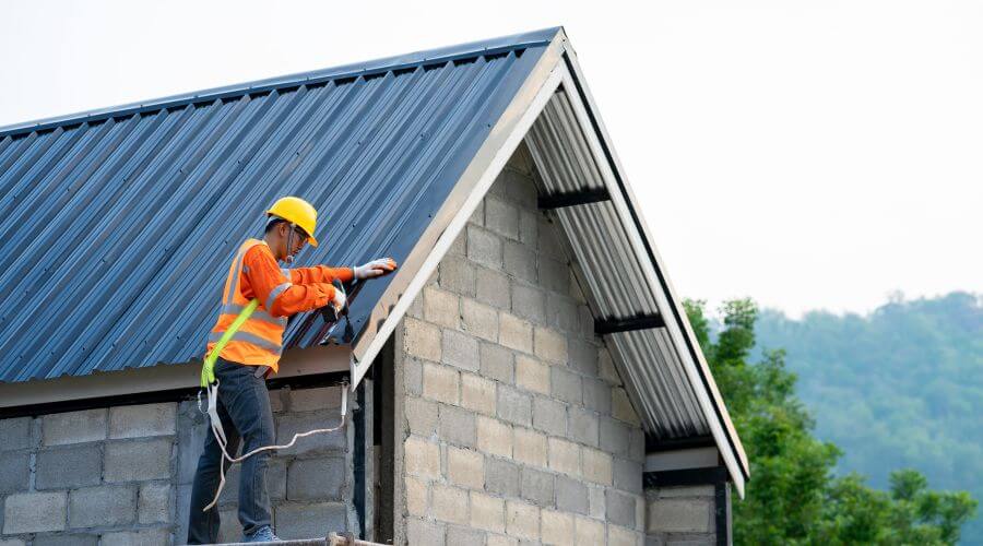 Expert top industrial roofings services in Section, AL